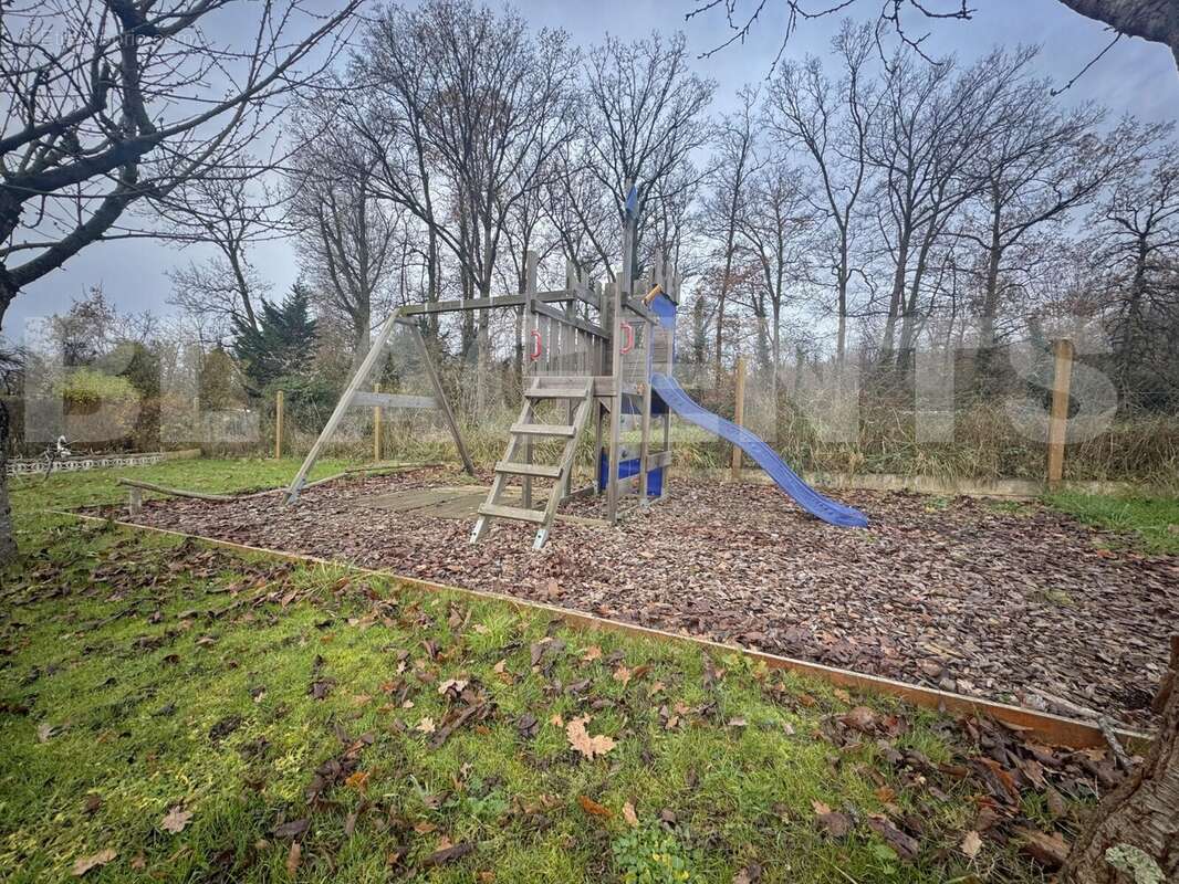 image00174_DxO - Maison à POMMEUSE