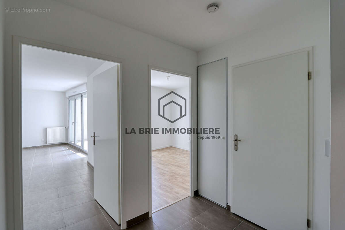 Appartement à CHENNEVIERES-SUR-MARNE