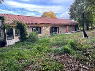 Maison à LA FOUILLOUSE