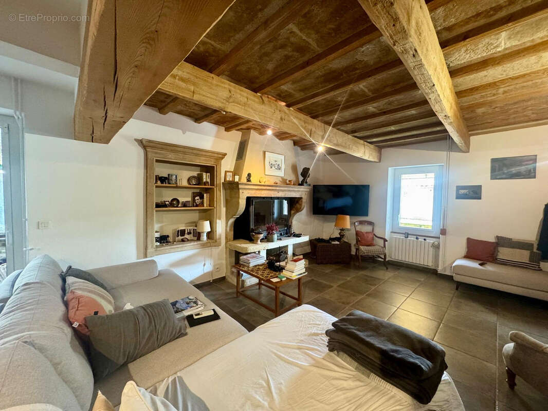 Maison à GRIGNAN