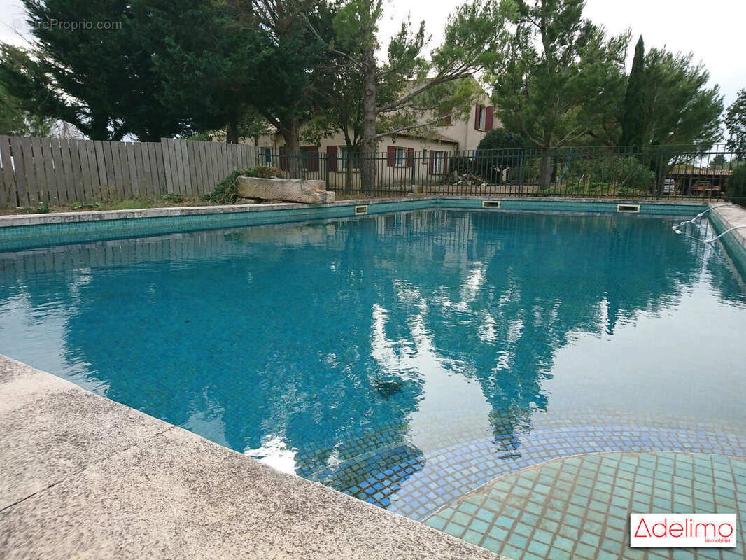 Maison à MAUSSANE-LES-ALPILLES