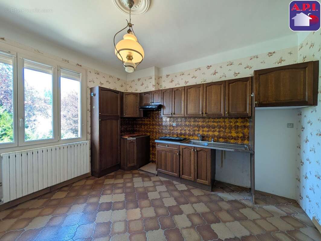 Maison 118 m² à Lavelanet  - photo 3