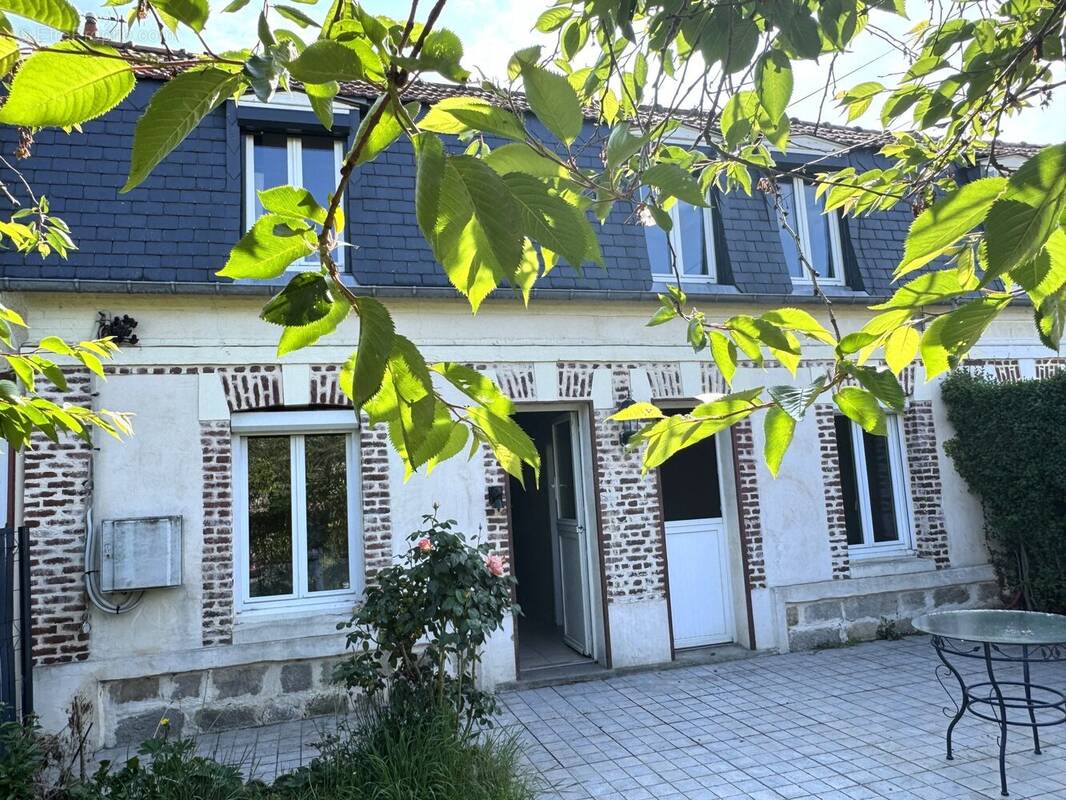 Maison à CANY-BARVILLE