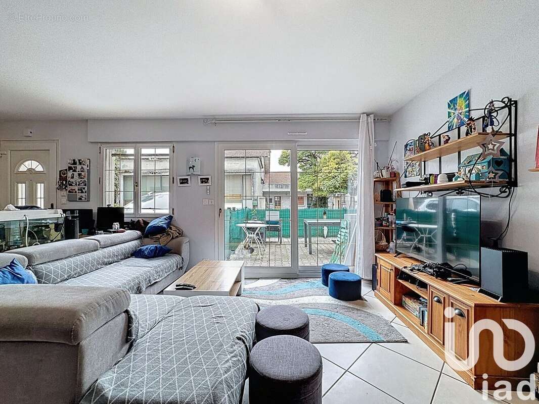 Photo 2 - Appartement à SAINT-PIERRE-EN-FAUCIGNY