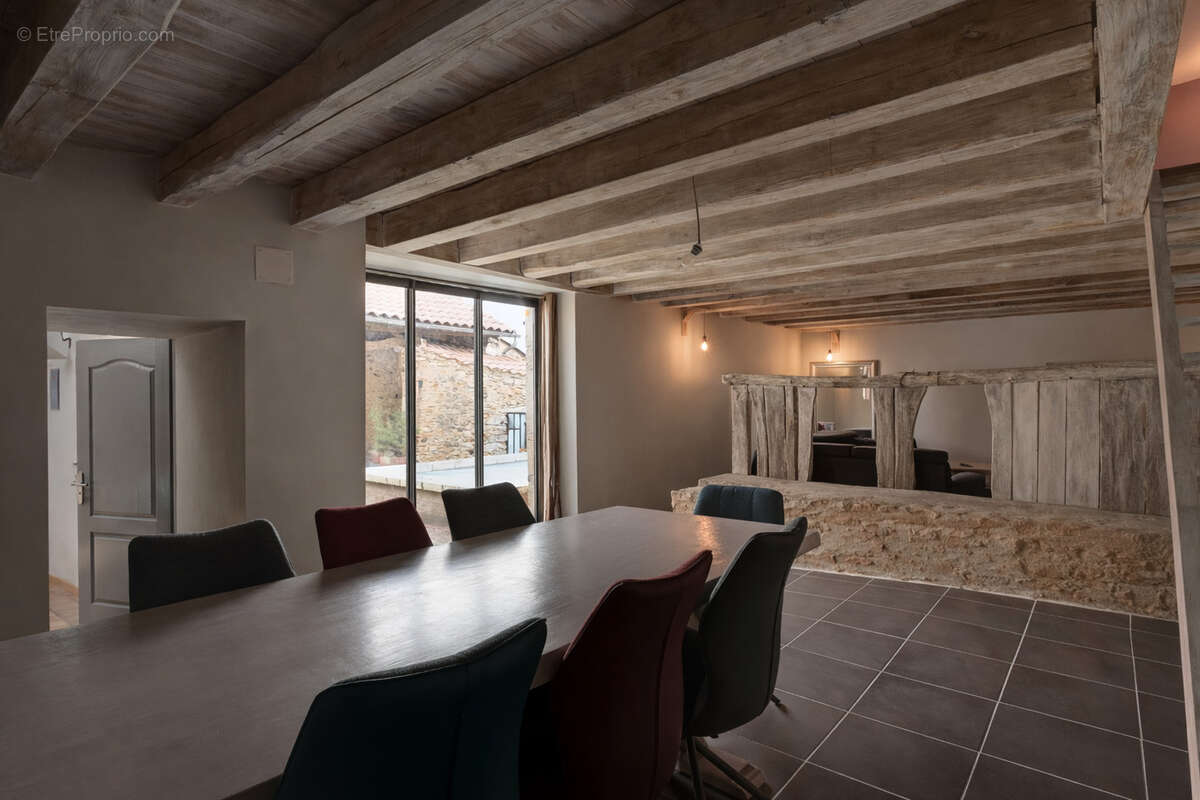 Maison à SAUVETERRE-LA-LEMANCE