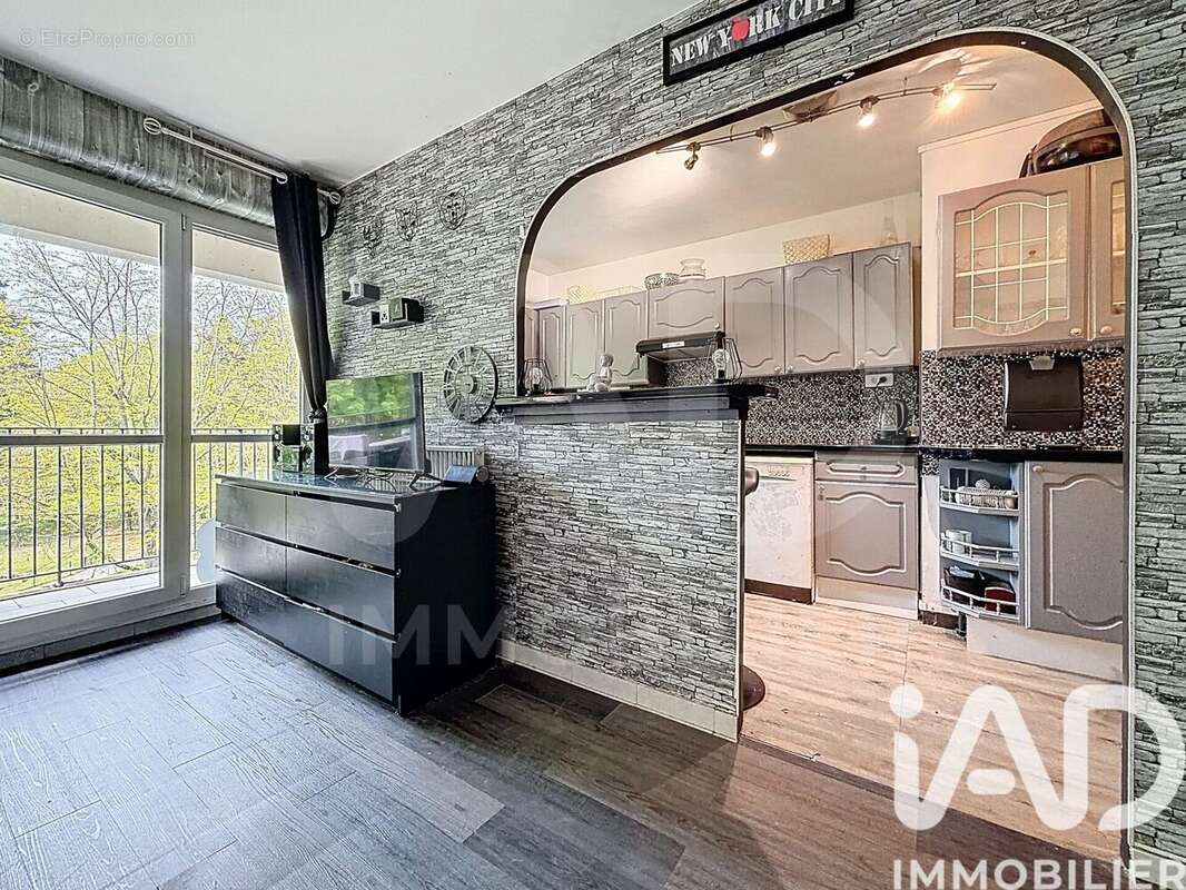 Photo 2 - Appartement à CHENNEVIERES-SUR-MARNE