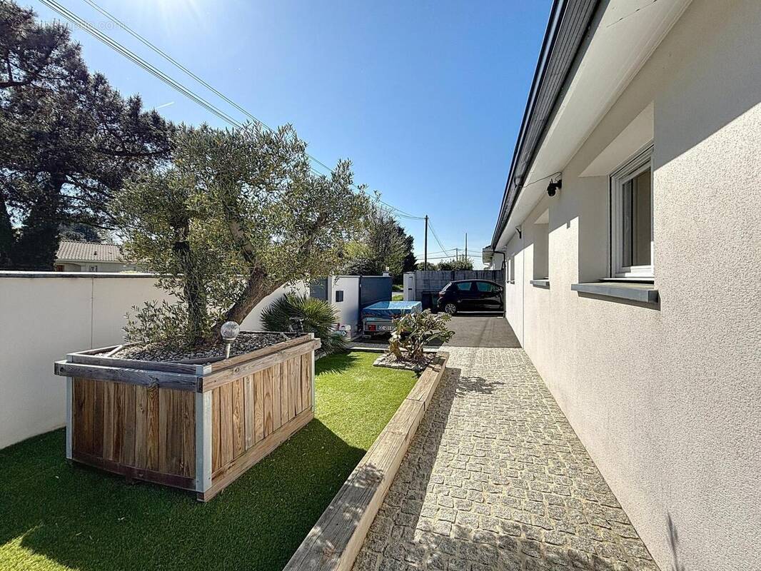 Photo 1 - Maison à EYSINES