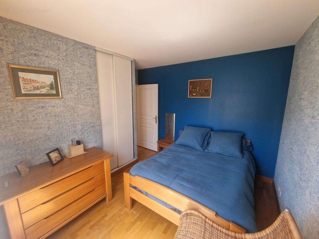 Appartement à VAIRES-SUR-MARNE