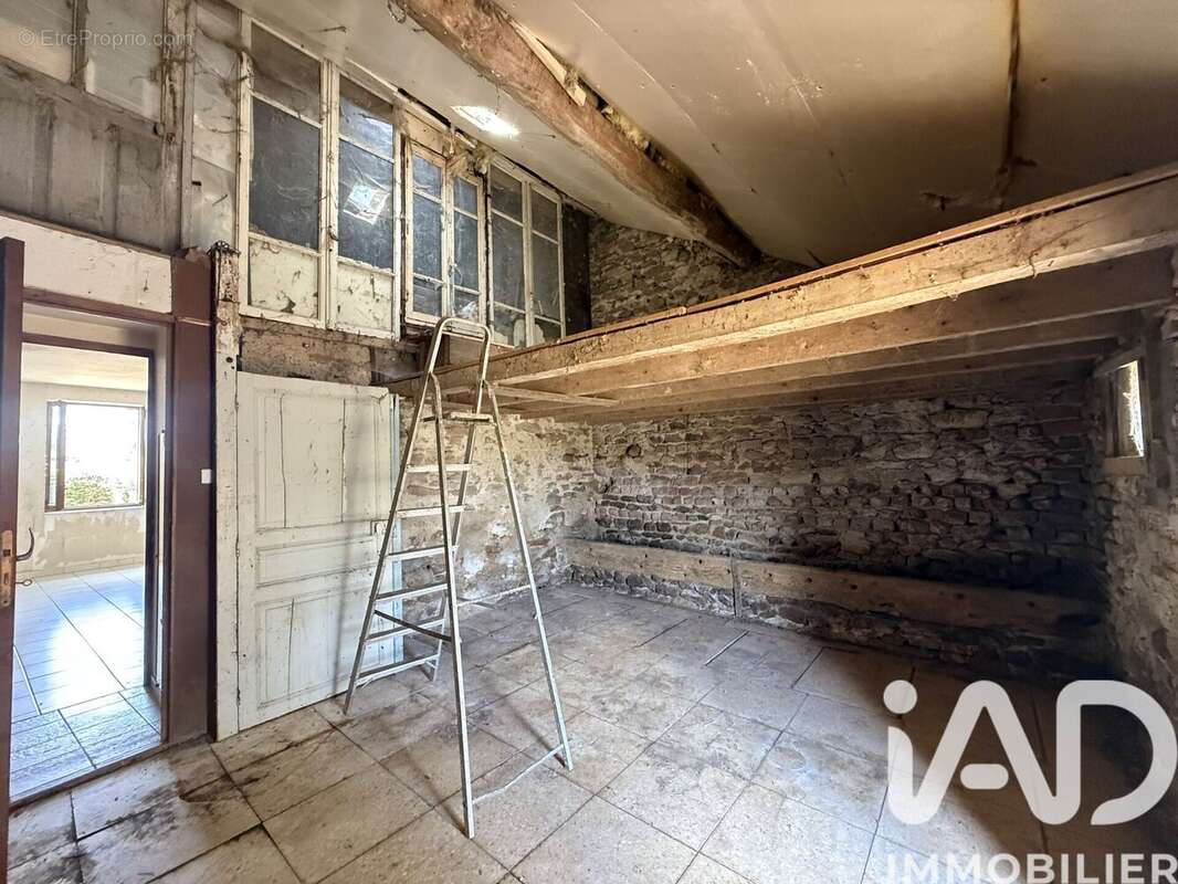 Photo 9 - Maison à LES GUERREAUX