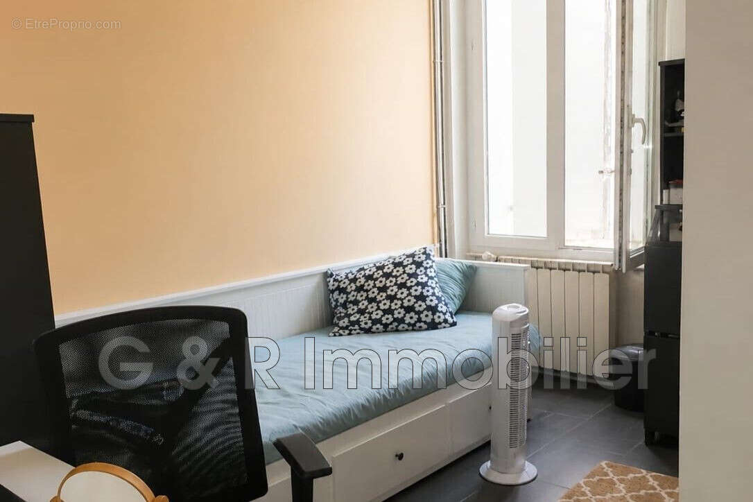 Appartement 120 m² à Aubagne  - photo 4