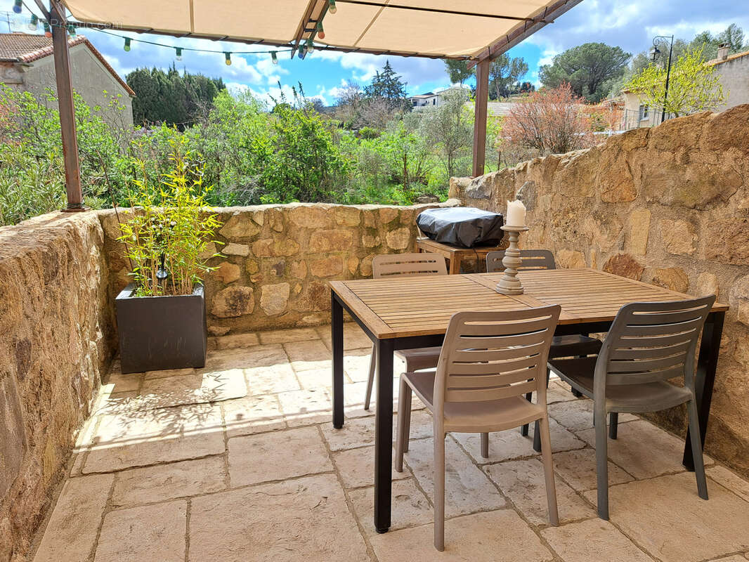 Maison à LEZIGNAN-CORBIERES