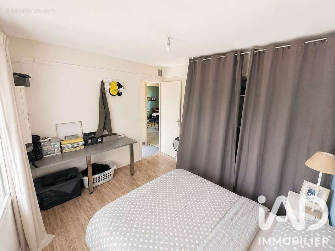 Maison 50 m² à Saint-Arnoult-En-Yvelines  - photo 8