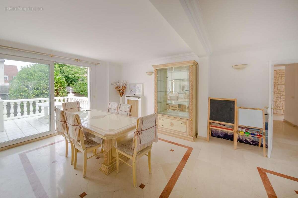 Maison à DRANCY