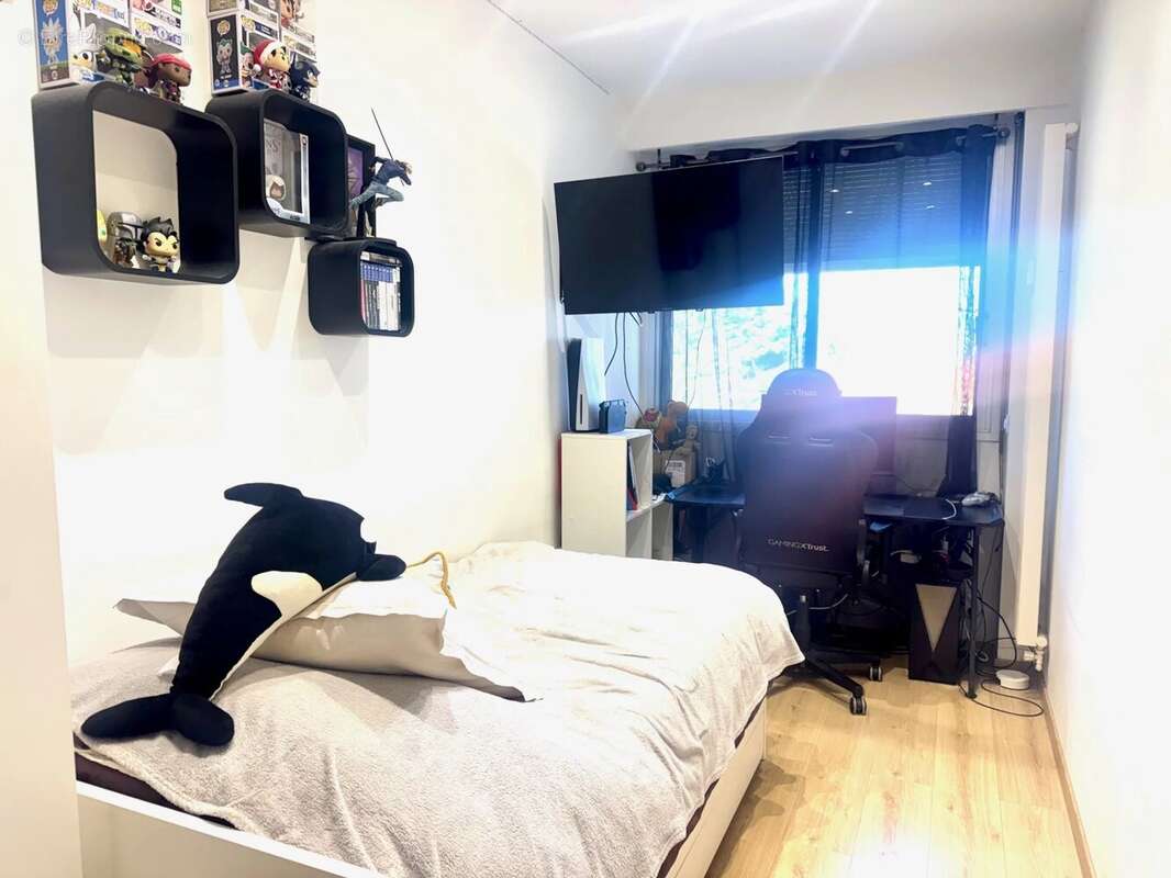 Appartement à VALLAURIS