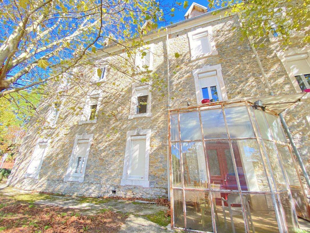 Appartement à ALVIGNAC