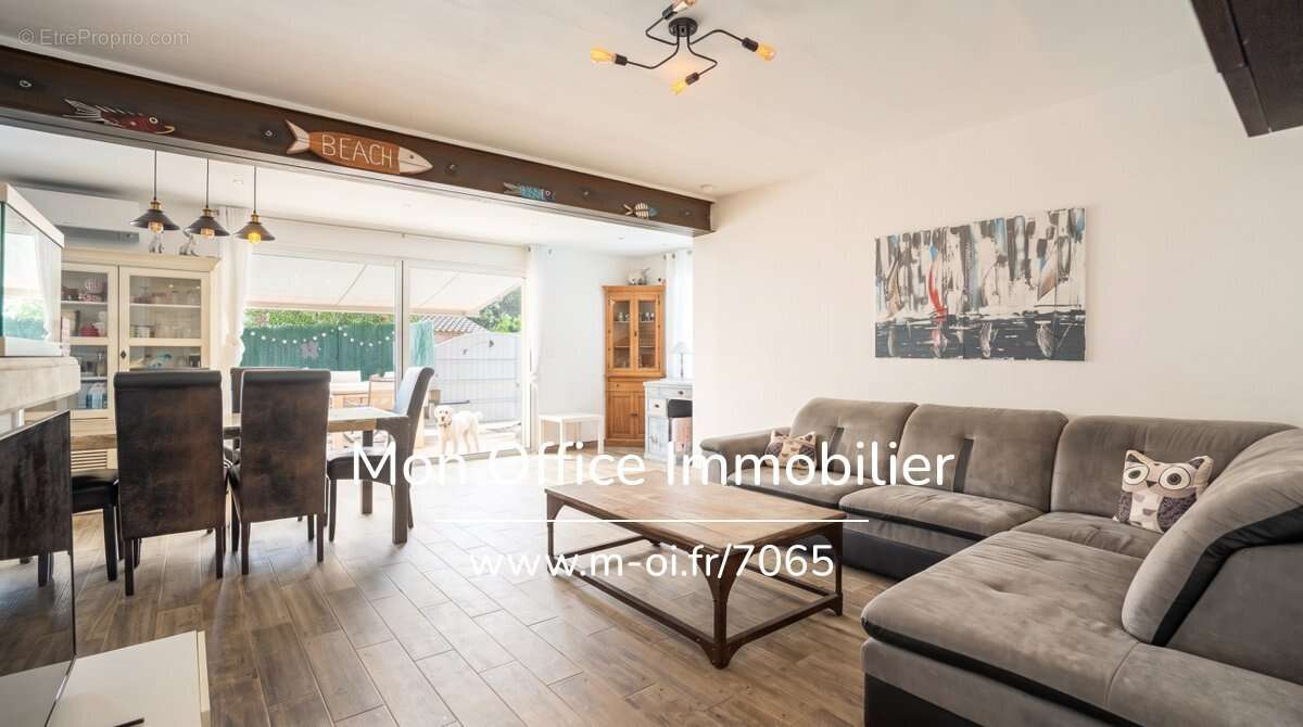 Référence : 7065-les. - maison divisée avec jardin au calme proche centre de la croix valmer - photo 6