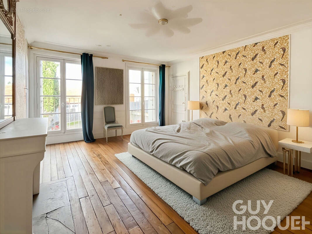 Appartement à VERSAILLES
