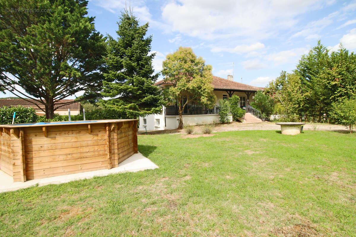 Maison à PUY-L'EVEQUE