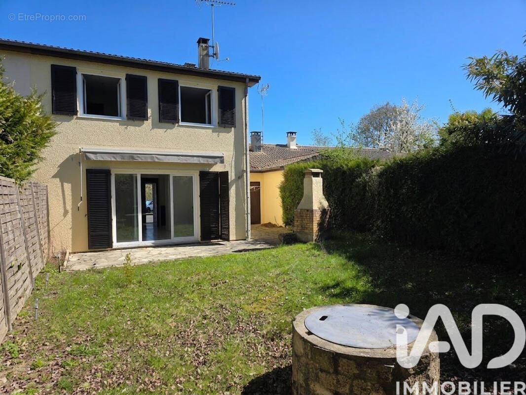 Photo 1 - Maison à CLAYE-SOUILLY