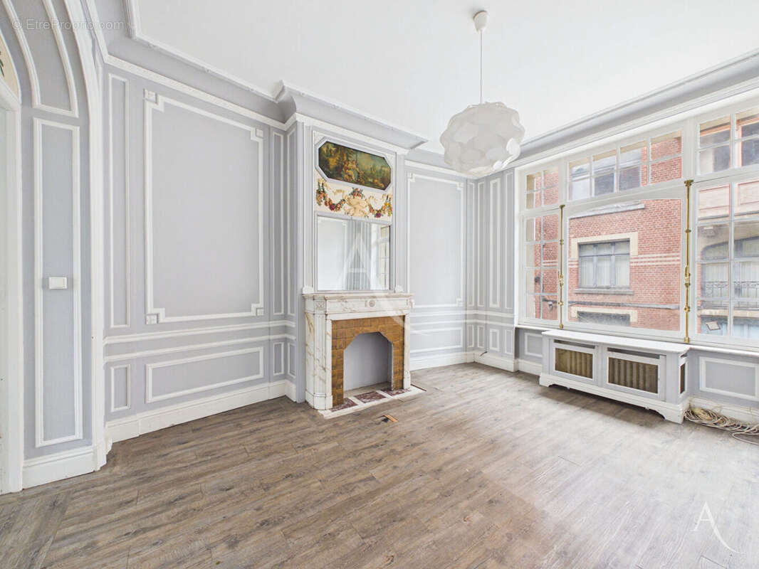 Appartement Roubaix 2 pièce(s) 59.86 m2 - photo 2