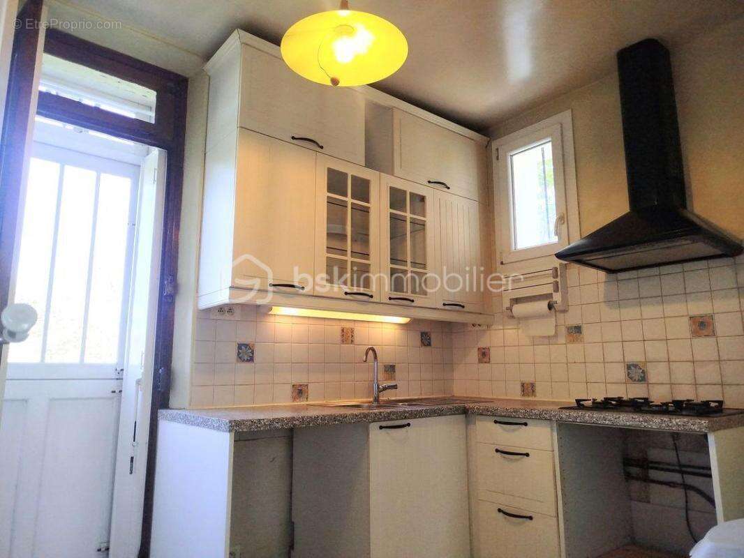 Maison à LES PAVILLONS-SOUS-BOIS