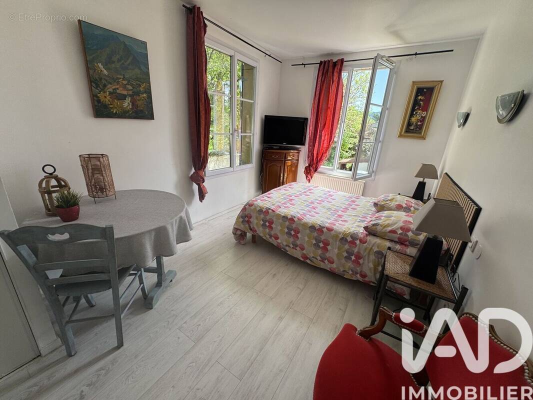 Photo 1 - Maison à CLUNY