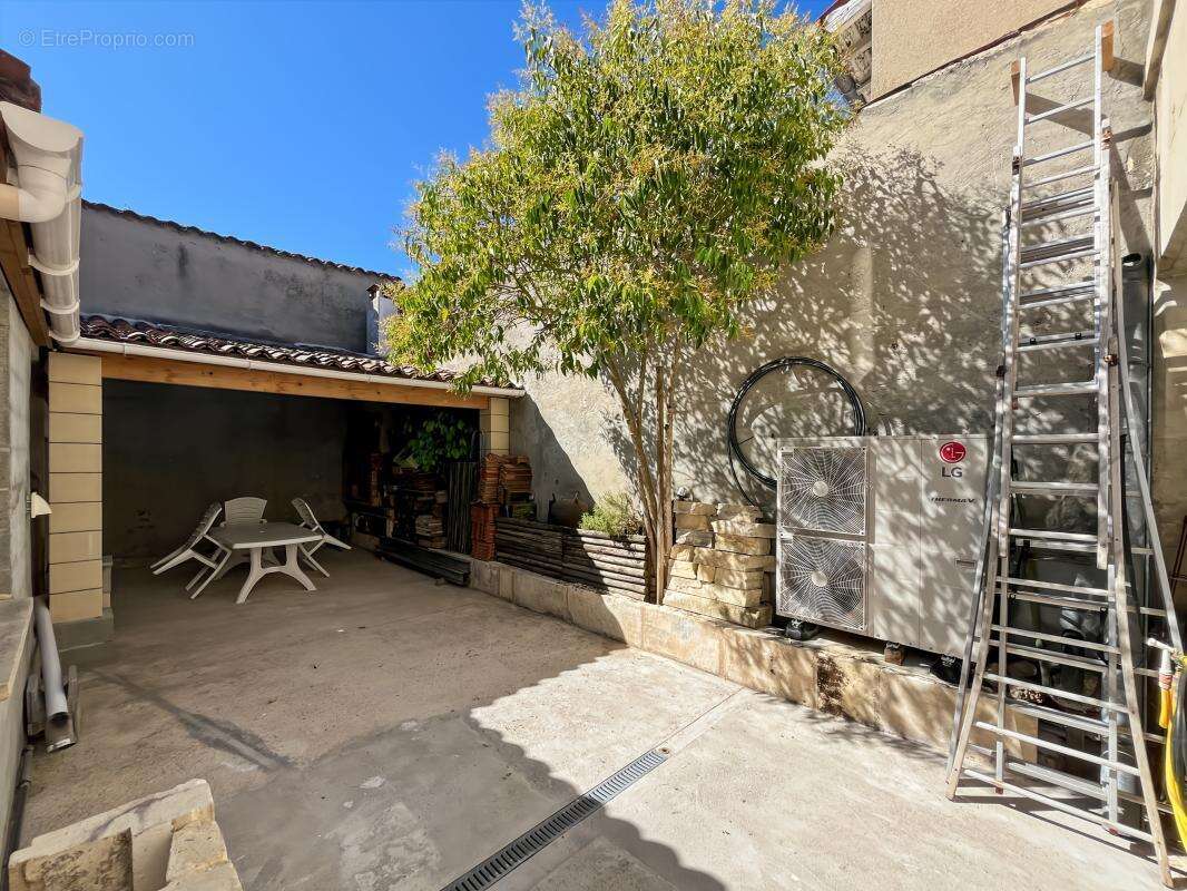 Maison 130 m² à Cognac  - photo 8
