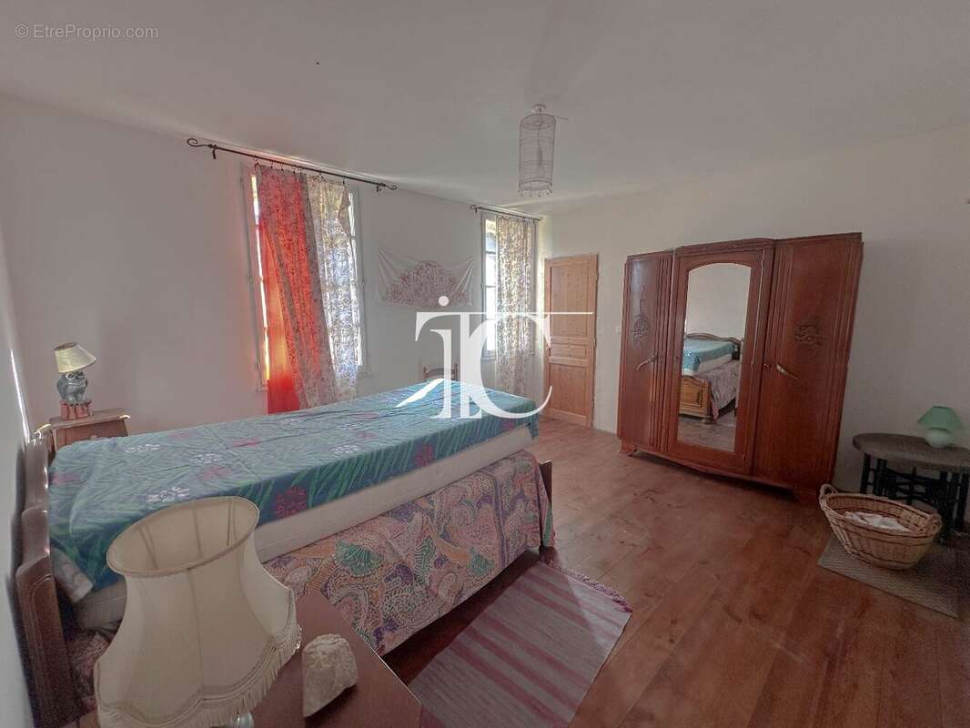 Maison à SAINT-AMBROIX