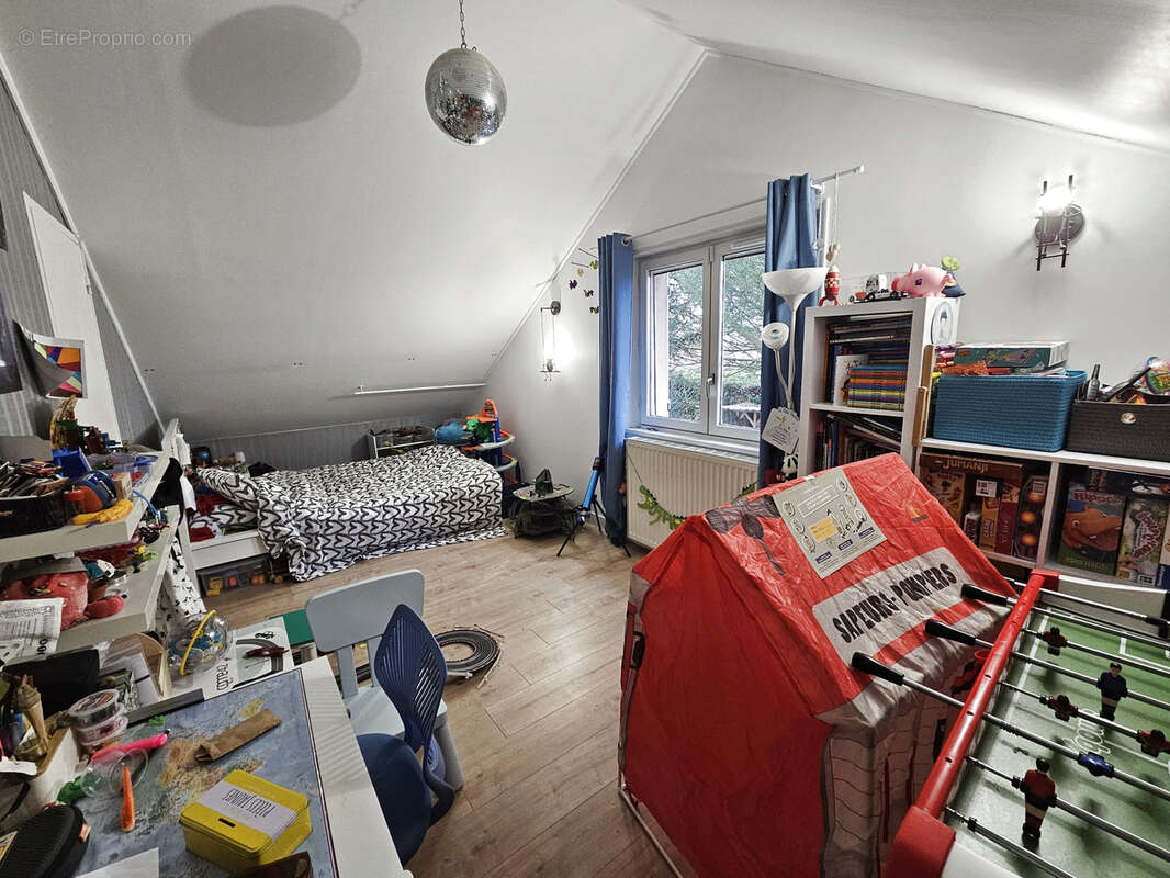 Maison à MABLY