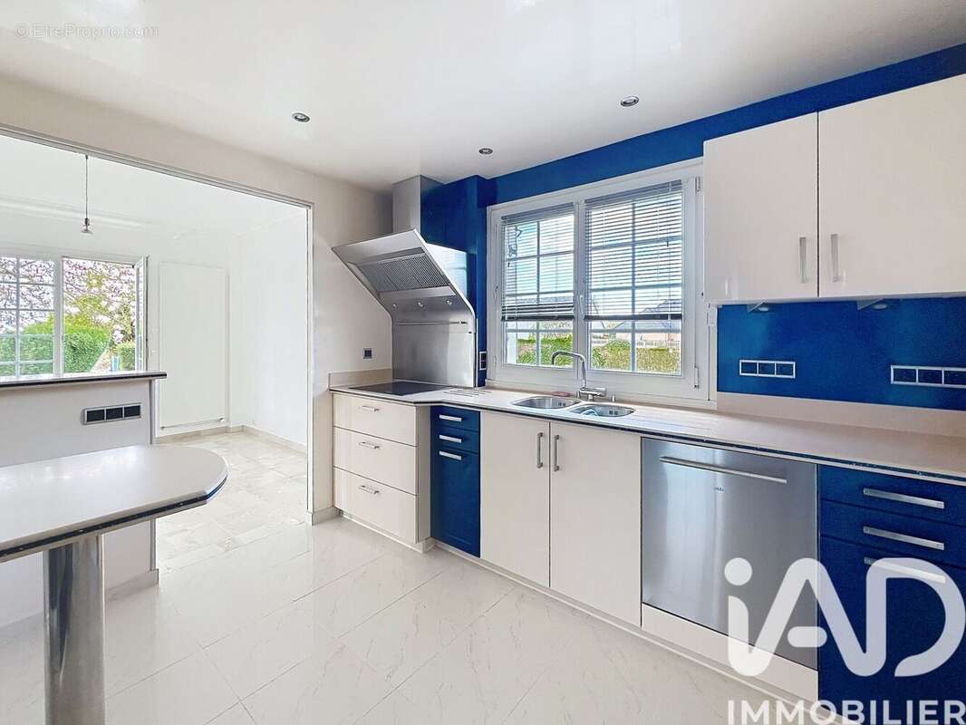 Photo 9 - Maison à LE MESNIL-ESNARD