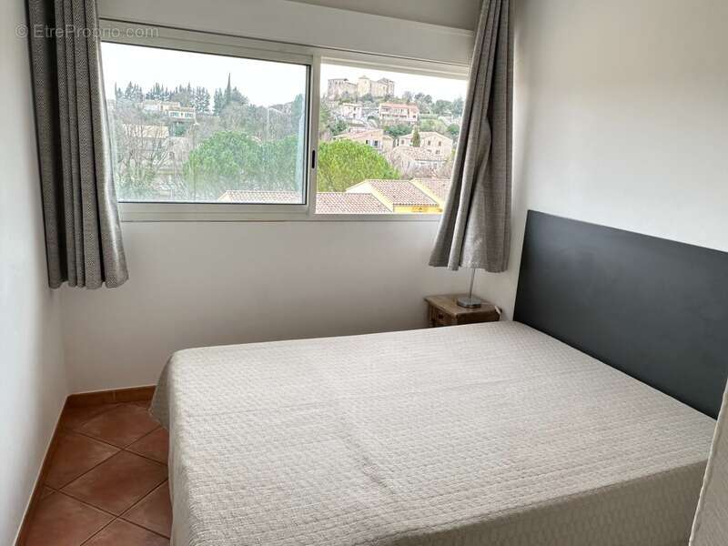 Appartement à GREOUX-LES-BAINS