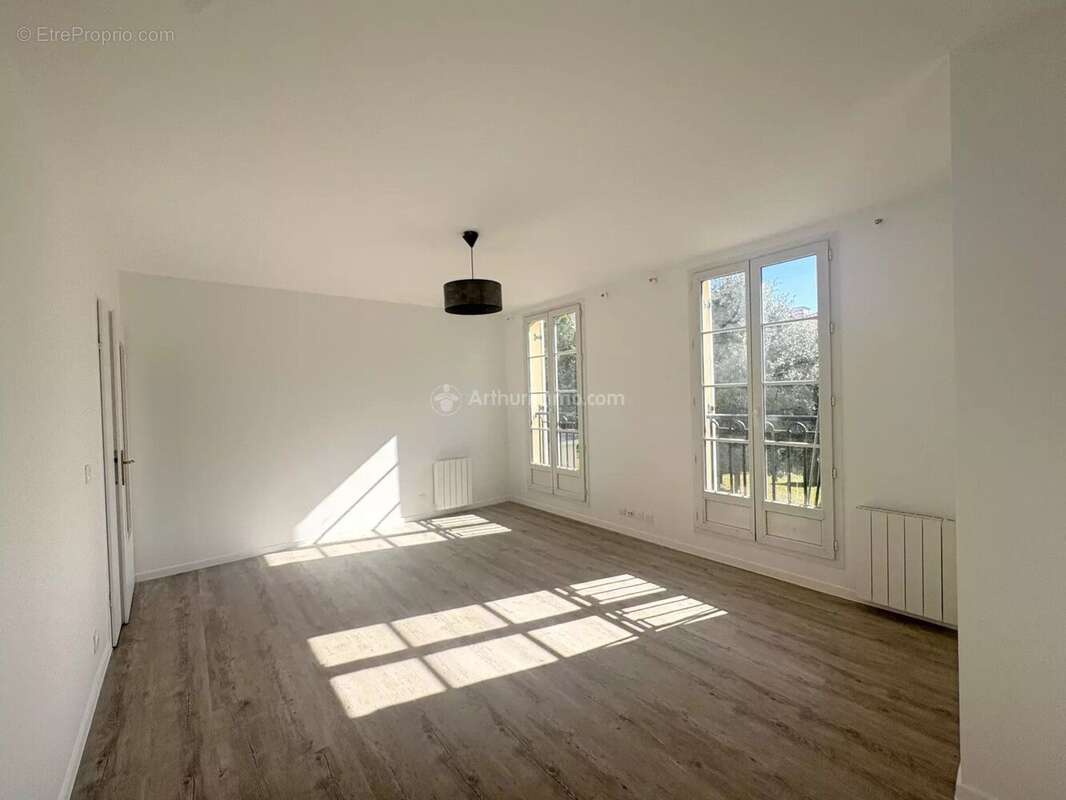 Appartement à SERRIS