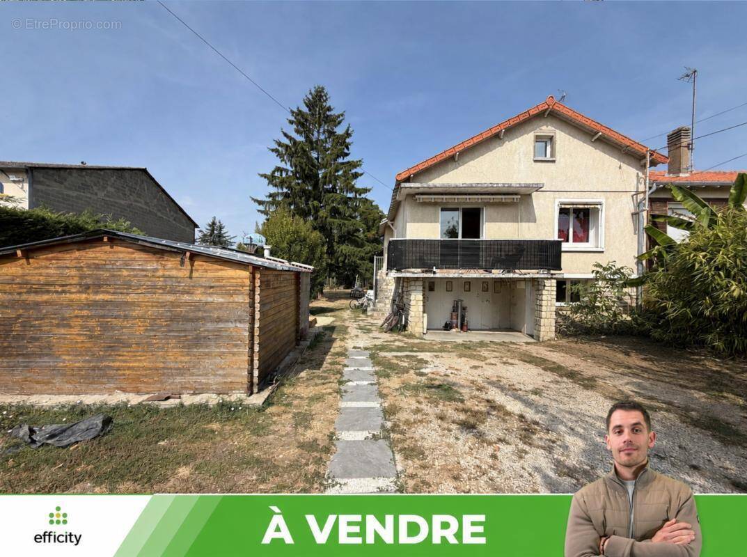 Maison 179 m² à Chatellerault  - photo 1