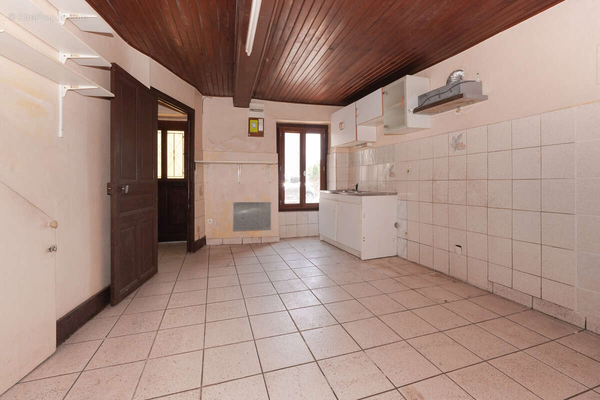 Maison à PONT-DU-CHATEAU