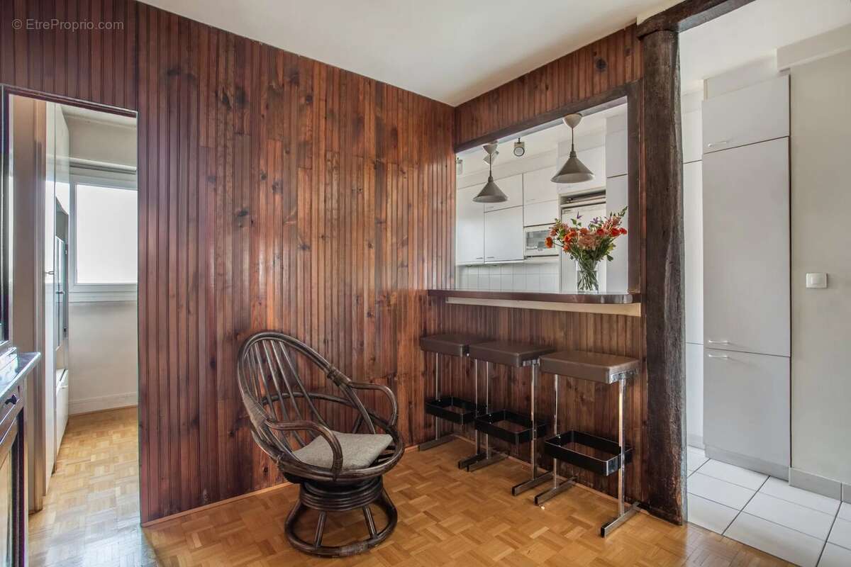 Appartement à PARIS-20E