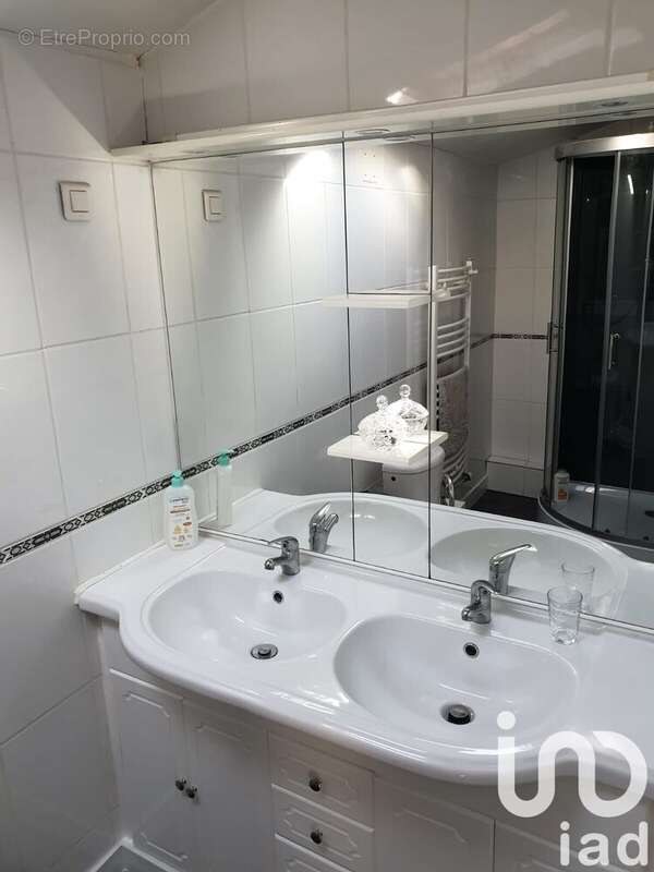 Photo 9 - Maison à VASLES