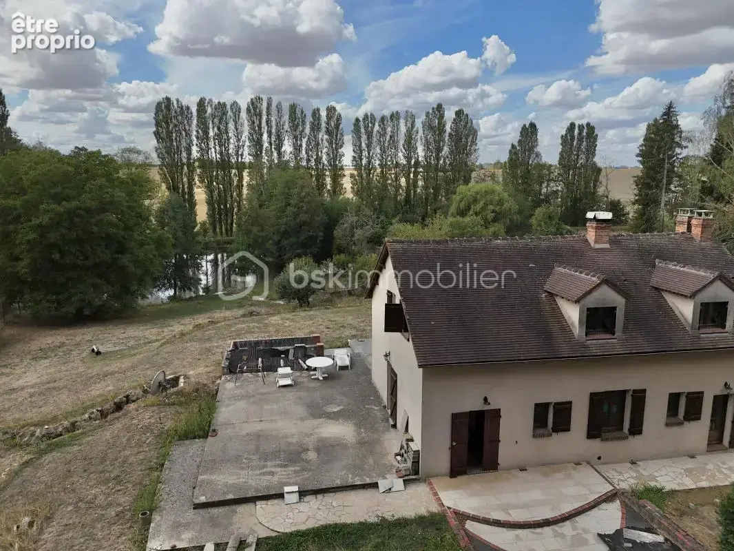Maison familiale d'exception avec étang privé et grand terrain arboré - photo 4