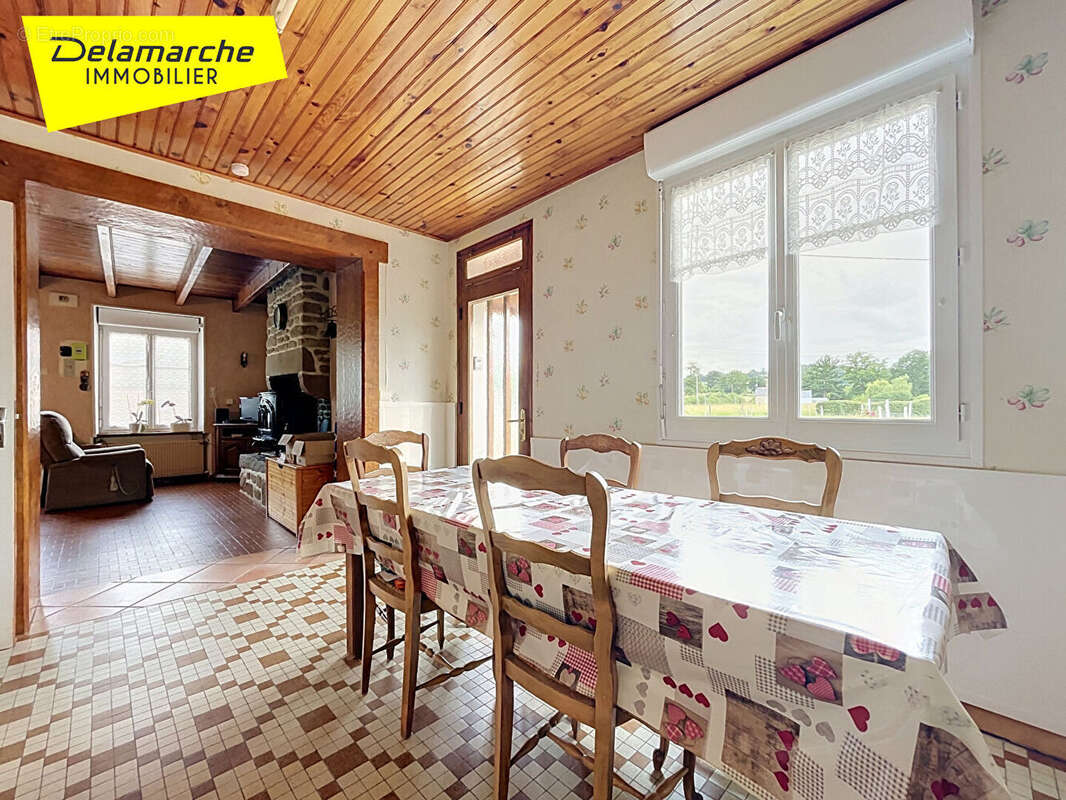 A VENDRE : Maison d'habitation en pierres en campagne à Sainte Cécile - photo 3