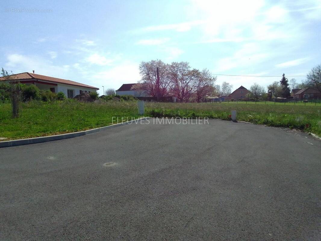 Terrain à NAVARRENX