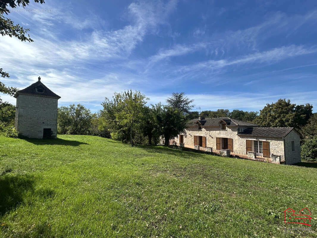 Maison à LAROQUE-TIMBAUT