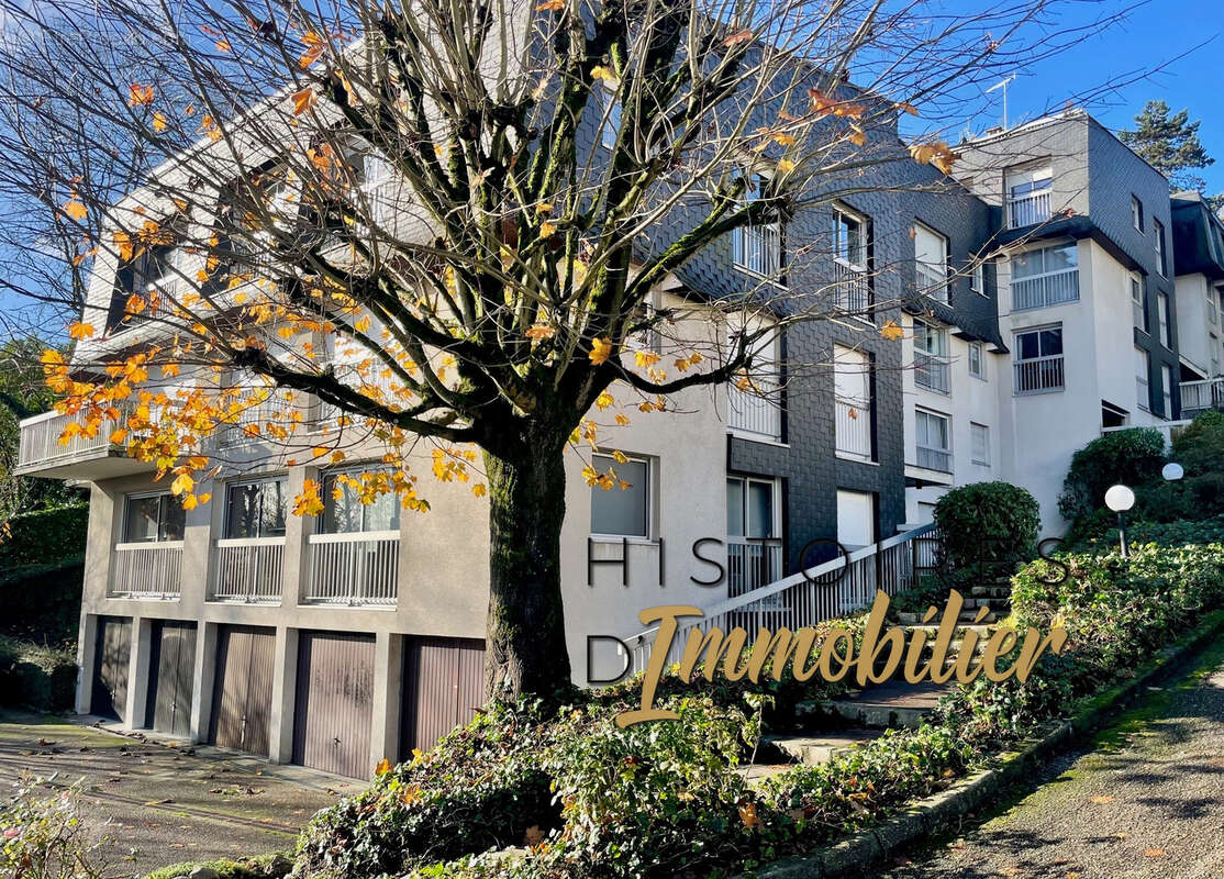 Appartement à MONT-SAINT-AIGNAN