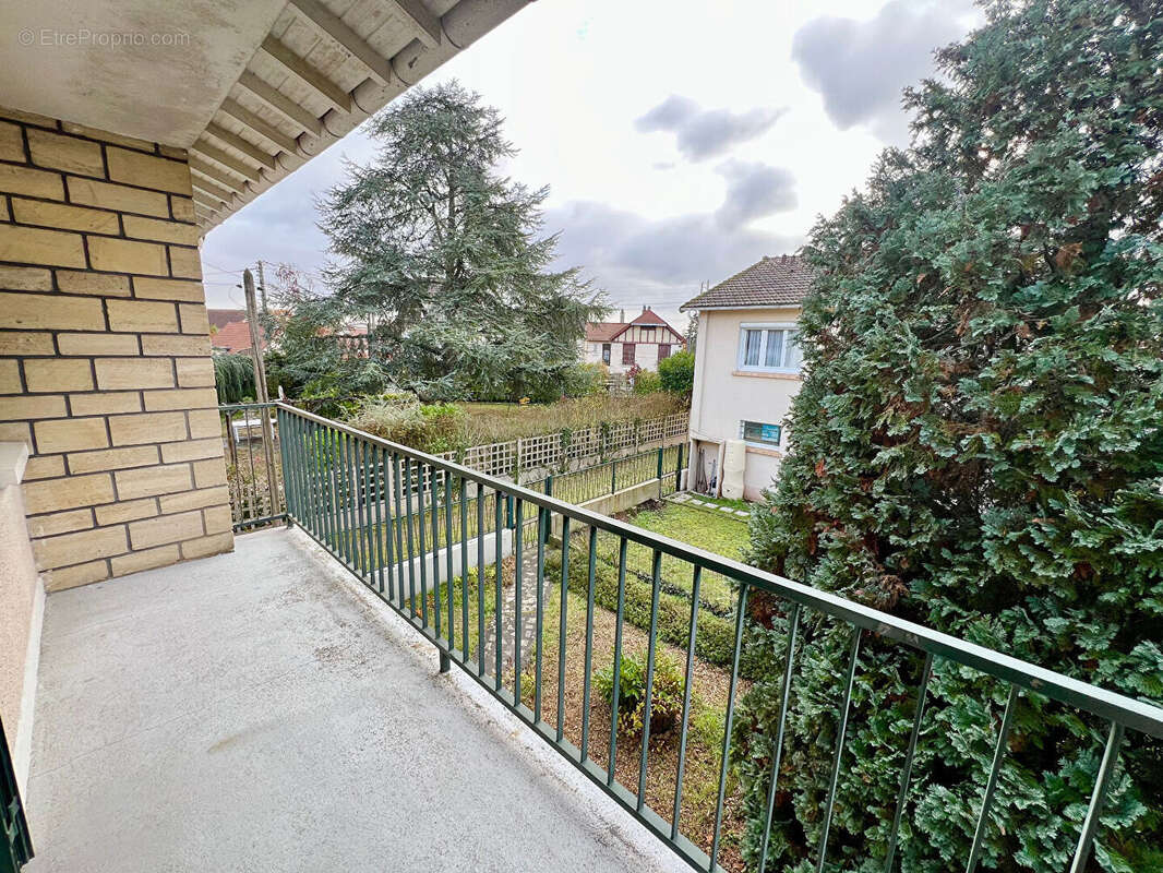 Maison à CONFLANS-SAINTE-HONORINE