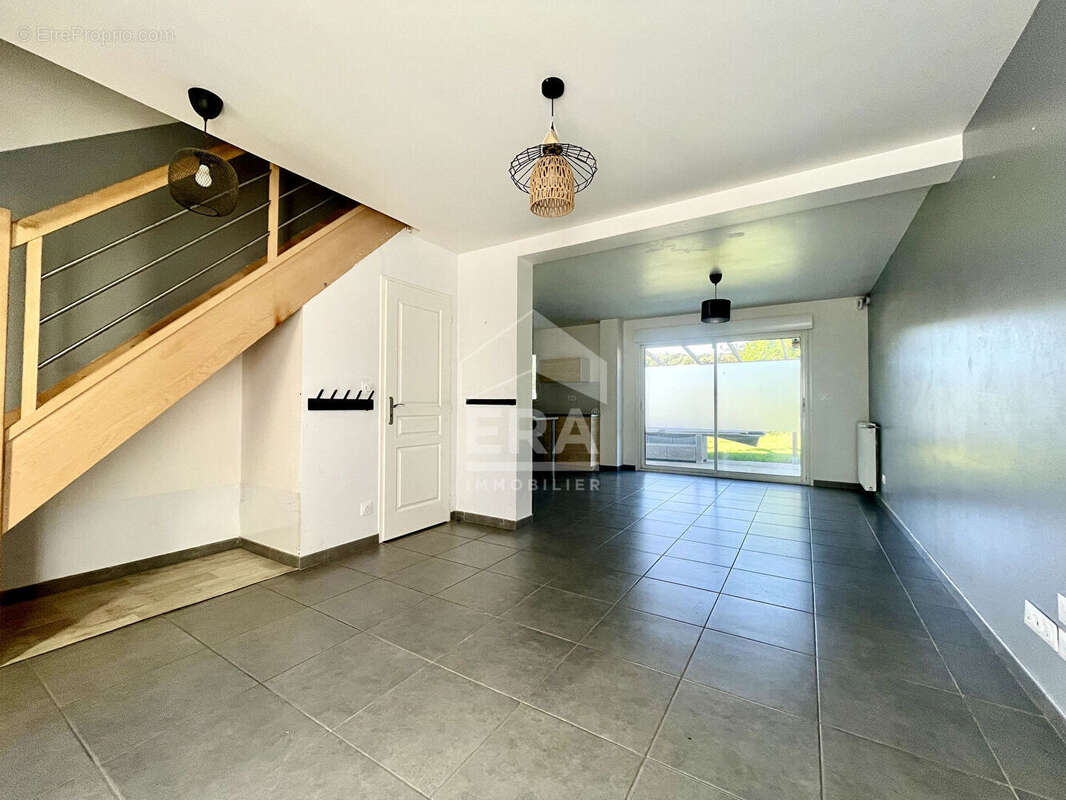 Maison à LA FERTE-ALAIS