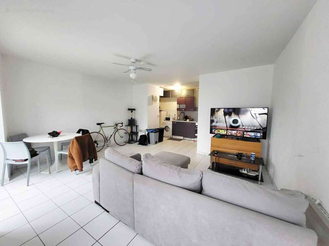 Appartement à ANGERVILLE