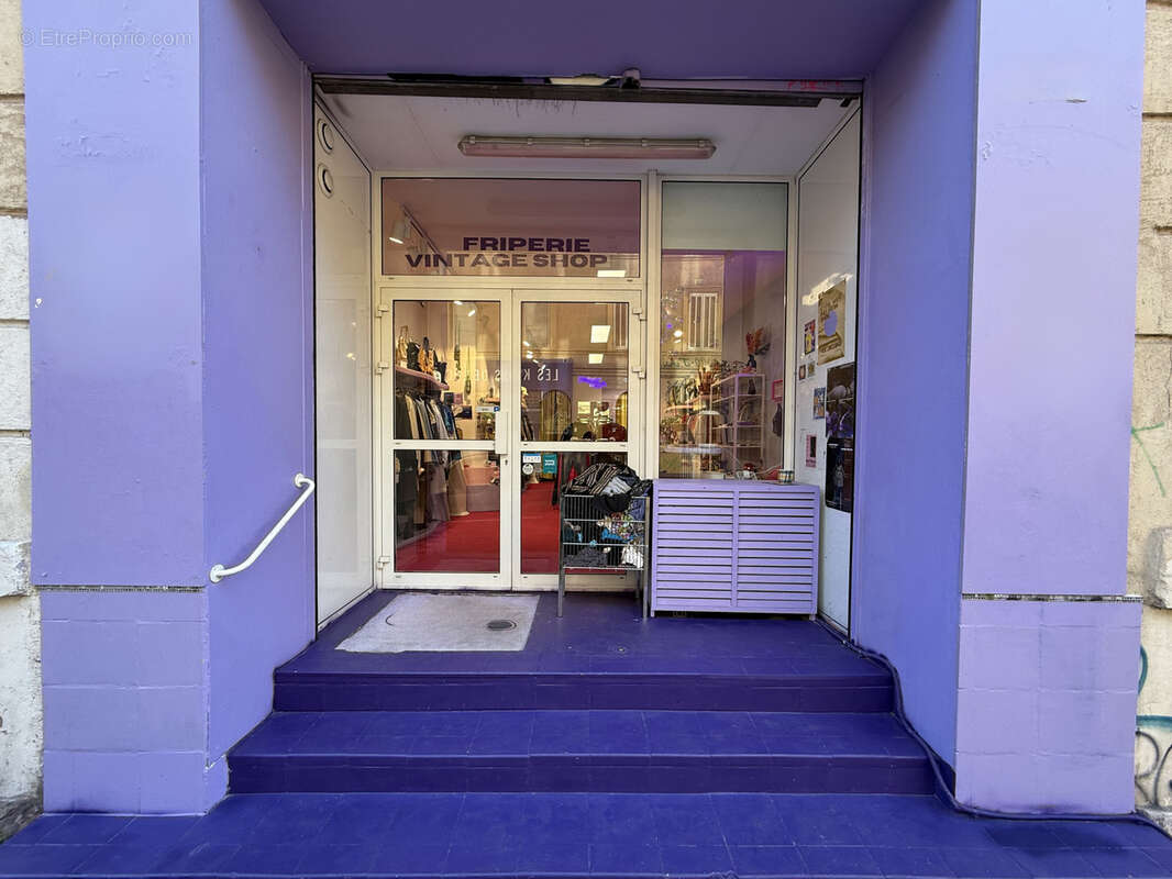 Commerce à MARSEILLE-6E