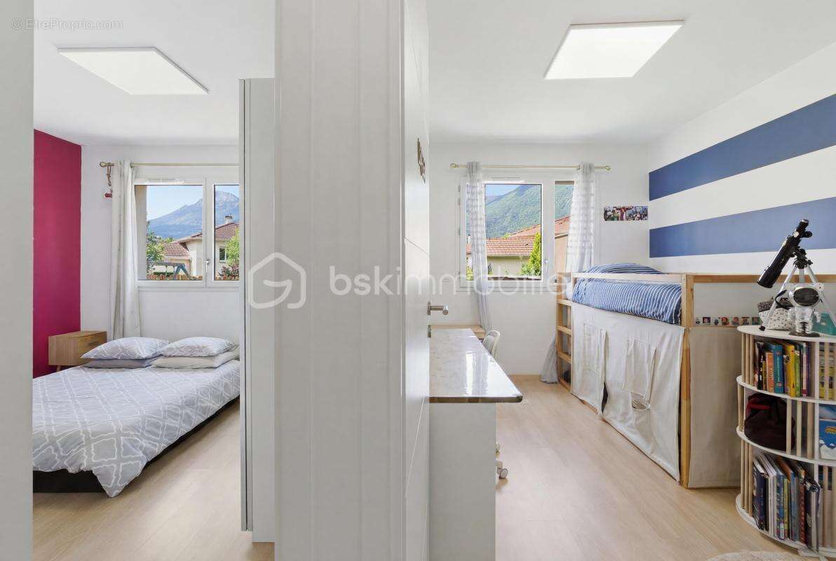 Appartement à SAINT-EGREVE