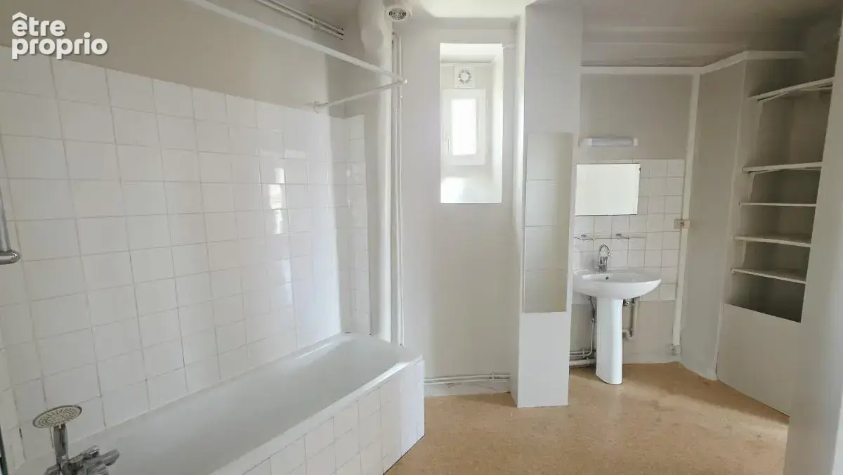 Appartement 75 m² à Lyon-6e  - photo 4