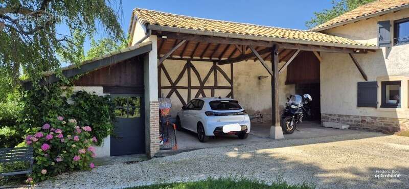 Maison à REPLONGES