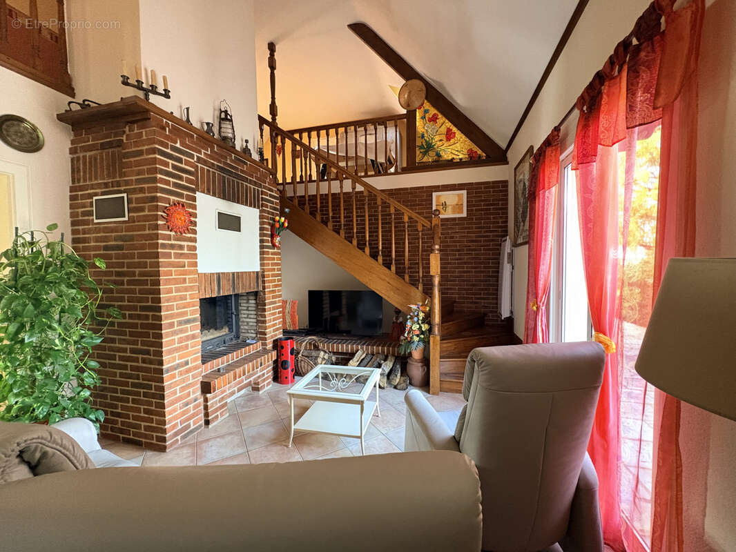 Maison à LE THIEULIN