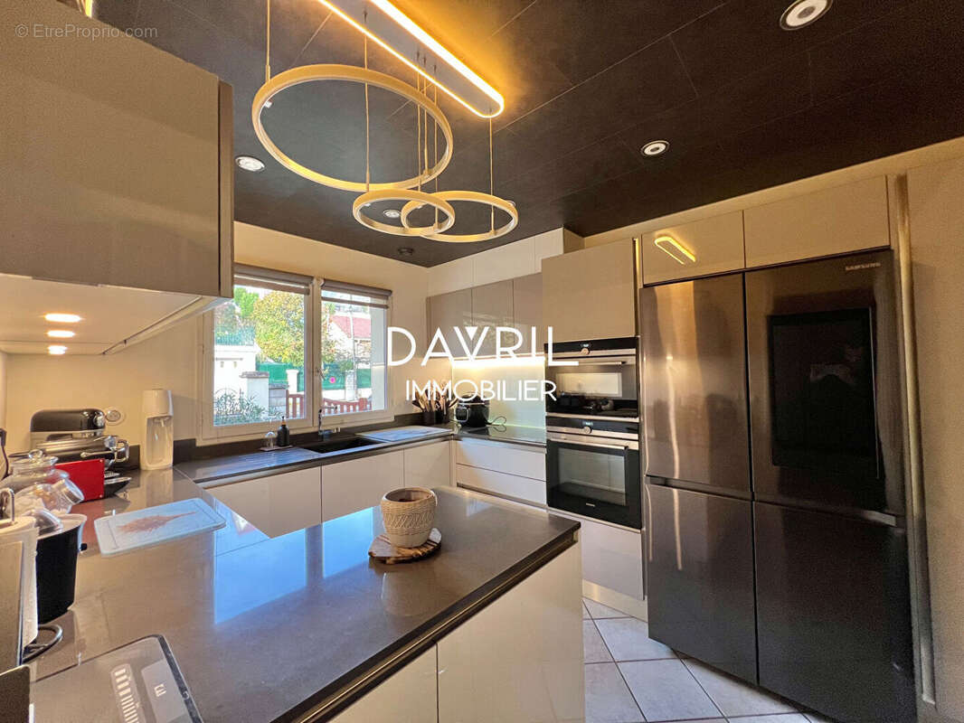 Maison à CONFLANS-SAINTE-HONORINE